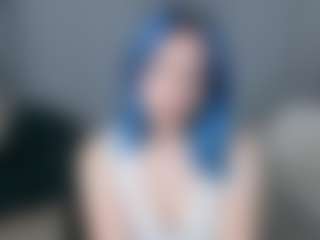 Live cam show with TressieTerrano - Neon Hair on StripNow