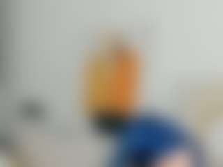 Live cam show with TressieTerrano - Smart on CamSextacy