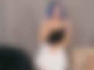 Live cam show with TressieTerrano - Moaning on CamClone