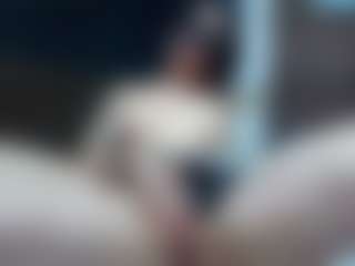 Live cam show with MelissaKri - Butt Plug on Camversity