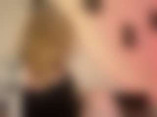 Live-camshow met NanciDrott - Body Massage op Camsoda