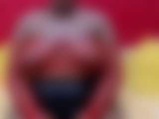 SpoiledBrat012's Live Sex Cam Show