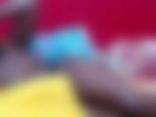 SpoiledBrat012's Live Sex Cam Show