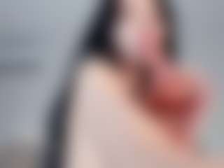 Live cam show with YunaNyx - New Small Tits on CamSodaAdn