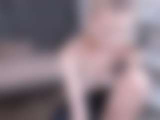Live cam show with ZeldaWesner - Flash on TottyGirls