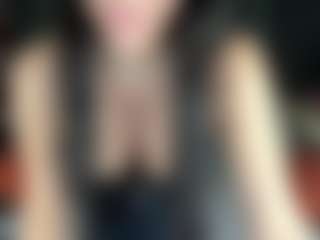 Live cam show with Amelia-Greyson - Role Play MILF on Camming Site