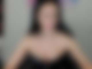Live cam show with Amelia-Greyson - Thin on Camsoda