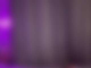 Live cam show with GladysNeuner - Middle Aged on Dolls Live