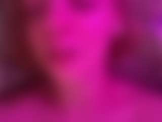 Live cam show with GladysNeuner - Gamer Blonde Hair on madthumbs