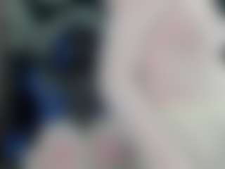 Live cam show with Lil-Zoraa - Natural on Milfs Live