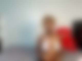 Live cam show with YolandaBlue - Blowjob on xxxlivecams.org