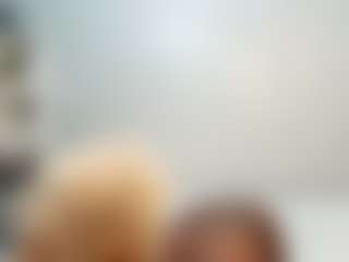 Live cam show with YolandaBlue - Eating Pussy on Mixed Magazine Live