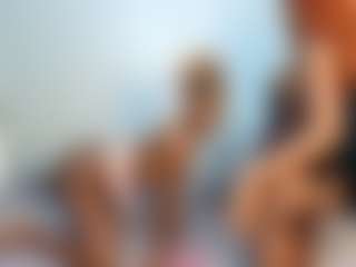 Live cam show with YolandaBlue - Skinny on Camsoda