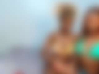 Live cam show with YolandaBlue - Eating Pussy on TeamSkeetLive