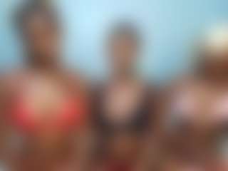 YolandaBlue's Live Sex Cam Show