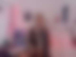 Live cam show with Allyvonn - Smoking on Camsoda