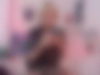 Live cam show with Allyvonn - Tattoos on Strip Flash - Live Sex Shows