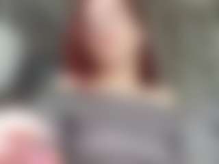 Live cam show with EveliaAndrian - Moaning on livesuperchat.net
