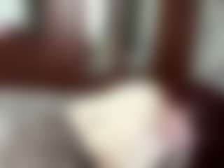 Live cam show with EveliaAndrian - Shaved on Stripli.com