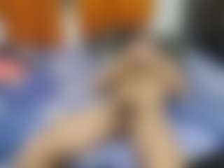 Live cam show with Joydan-rize - Tease on CamwithHer