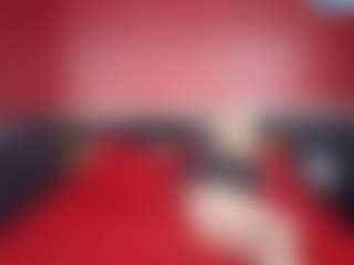 Live cam show with LeonieLove - Blonde Hair Petite on Dare Cams