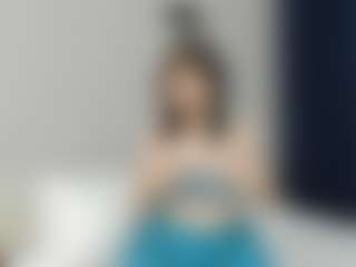 Live cam show with MadieMeharry - Middle Aged on Camsoda
