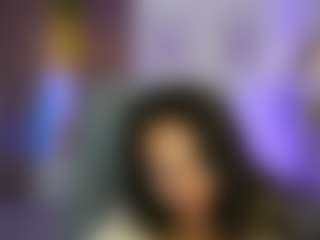 Live cam show with MiraGrey - New Teen (18+) on Fling VIP Chat