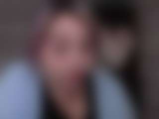 Live cam show with StephnieGoldin - New Teen (18+) on AdultVida.com