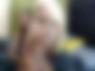 Kiara and Mia's Live Sex Cam Show