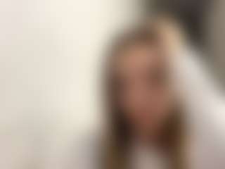 Live cam show with AdrieneMihor - New White on makecum.org | united states