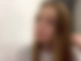 Live cam show with AdrieneMihor - Blonde Hair Amateur on makecum.org
