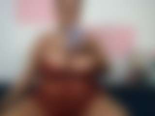 BIGTITTISXX's Live Sex Cam Show
