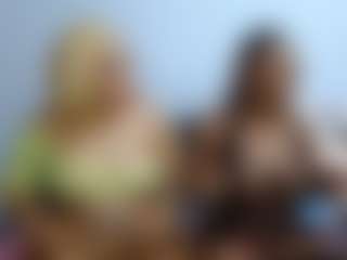Live cam show with cherryboobslips - Deepthroat on Camsoda Late Night