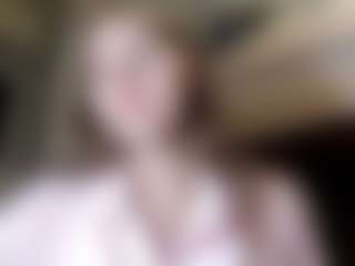 Live cam show with EloisTyrol - Normal on SpankPalCams