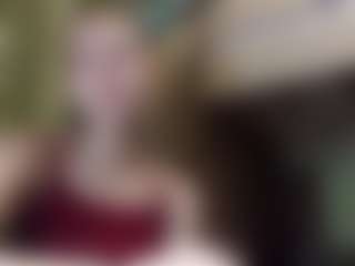 EloisTyrol's Live Sex Cam Show