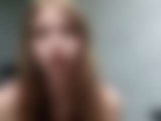 EloisTyrol's Live Sex Cam Show