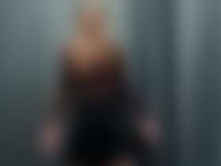 Live cam show with EloisTyrol - Bikini on Strip Flash - Live Sex Shows