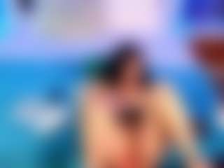 Live cam show with emmadanger - New Squirt on Camsoda