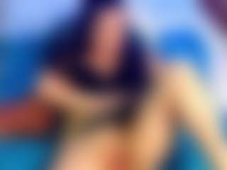 Live cam show with emmadanger - Lovense MILF on CamwithHer