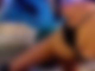 emmadanger MILF webcam performer live streaming