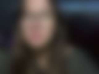 Live cam show with Roslyn - Oil on https://playwithruby.com