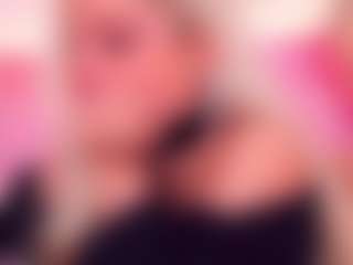 Live cam show with jolly-belle - Green Eyes on fapnchat