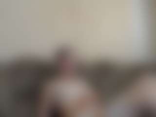 maksLika882's Live Sex Cam Show
