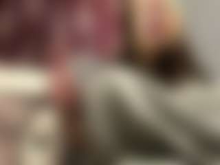 Mia's Live Sex Cam Show