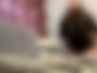 Mia's Live Sex Cam Show