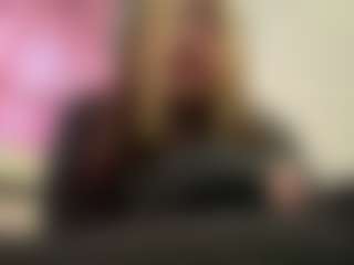 Mia's Live Sex Cam Show