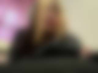 Mia's Live Sex Cam Show