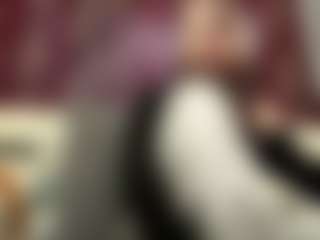 Mia's Live Sex Cam Show