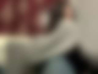 Live cam show with Mia - Tattoos Mature on Livezox