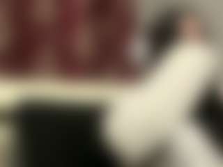 Mia's Live Sex Cam Show